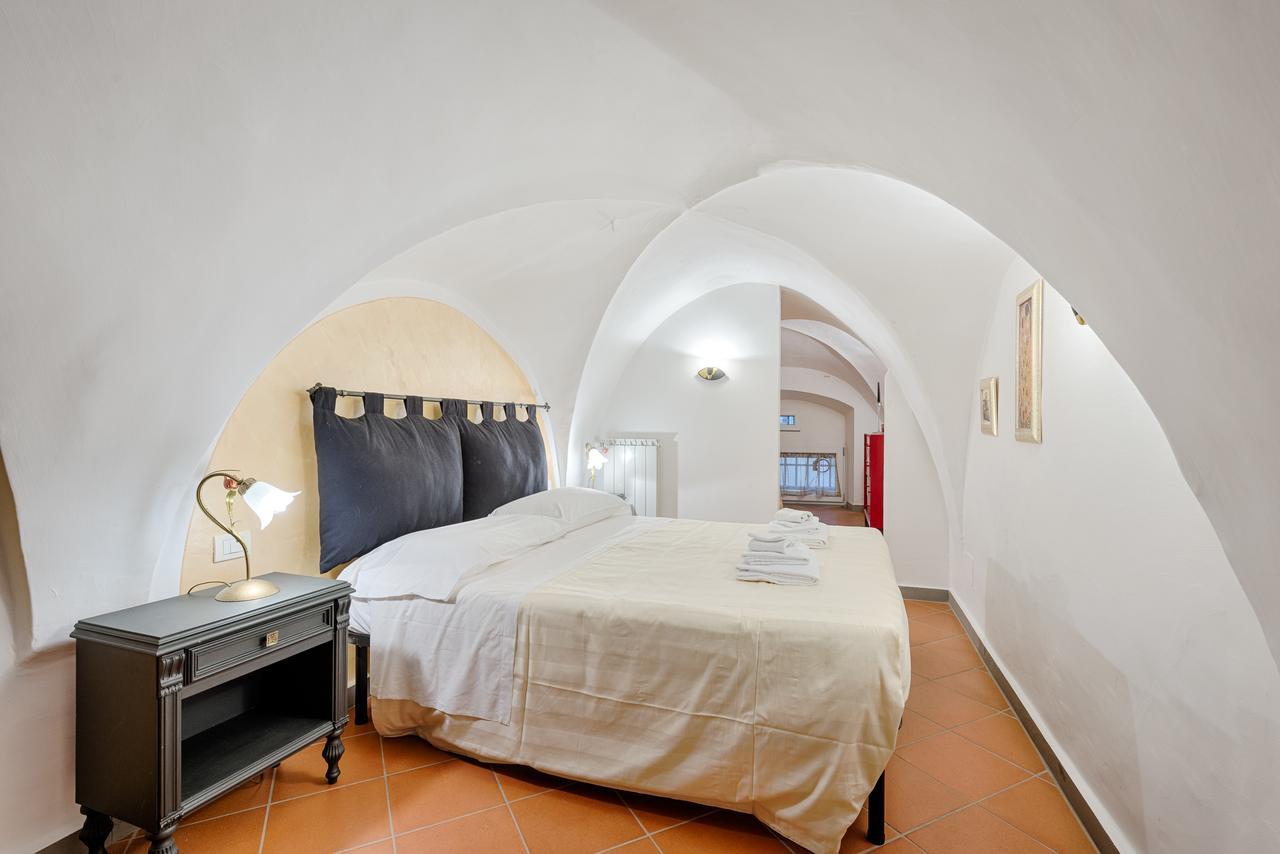 Ferienwohnung Santo Spirito Frescos By Mmega Florenz Exterior foto